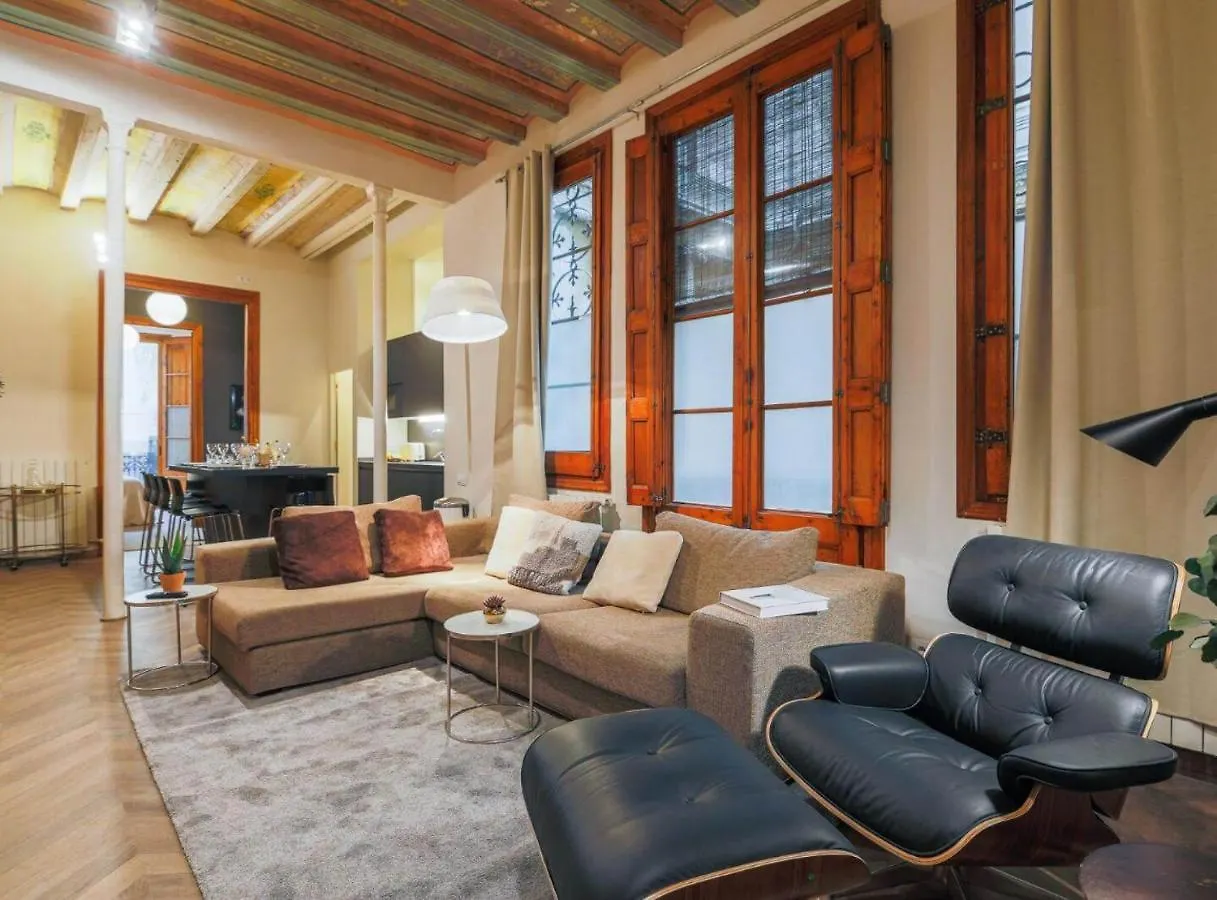 Apartamento Avinyó- New Listing -Spacious Loft in the Gothic Quarter! Barcelona